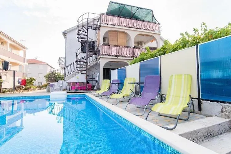 Apartments Fidelis - Two Bedroom Apartment With Terrace And Garden View 7 Trogir