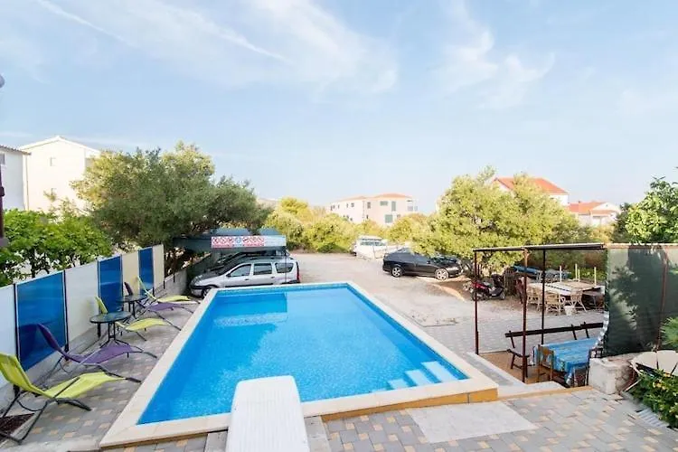 Apartments Fidelis - Two Bedroom Apartment With Terrace And Garden View 7 Trogir